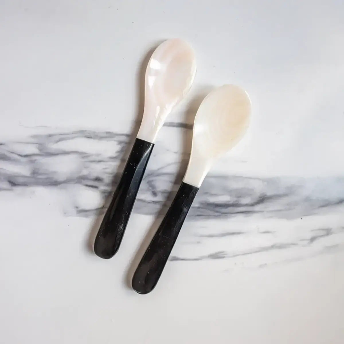 Cuillère de caviar avec poignée en bois (1 pièce)